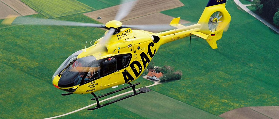Helicopter rotor blades are more stable through sandwich construction, enabled by ROHACELL® rigid foam cores.