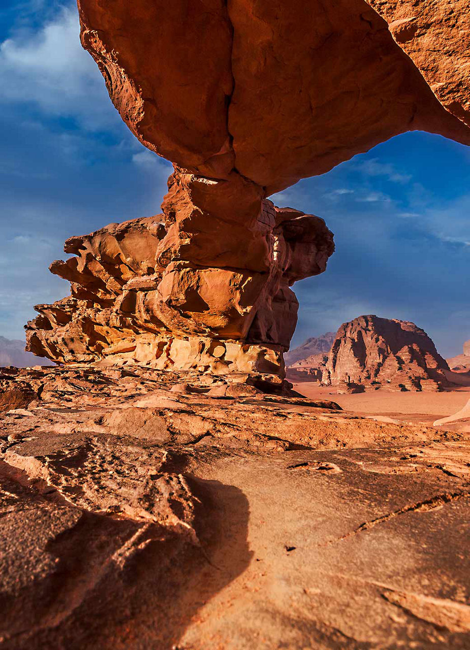 Exploration tour through Wadi Rum Edelweiss