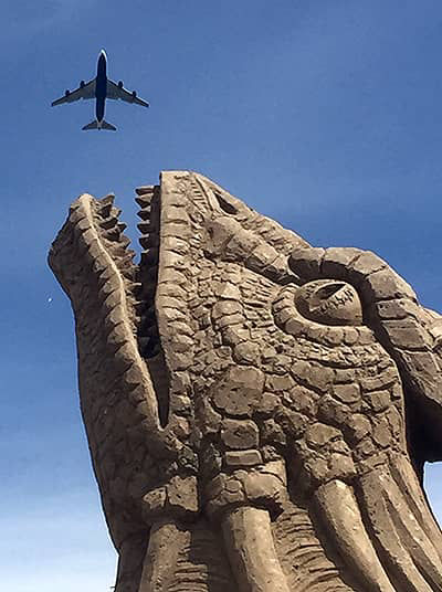 Sandsculpture and Airplane