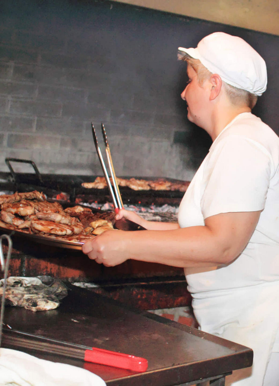 Cook at Pivnica Dubrava