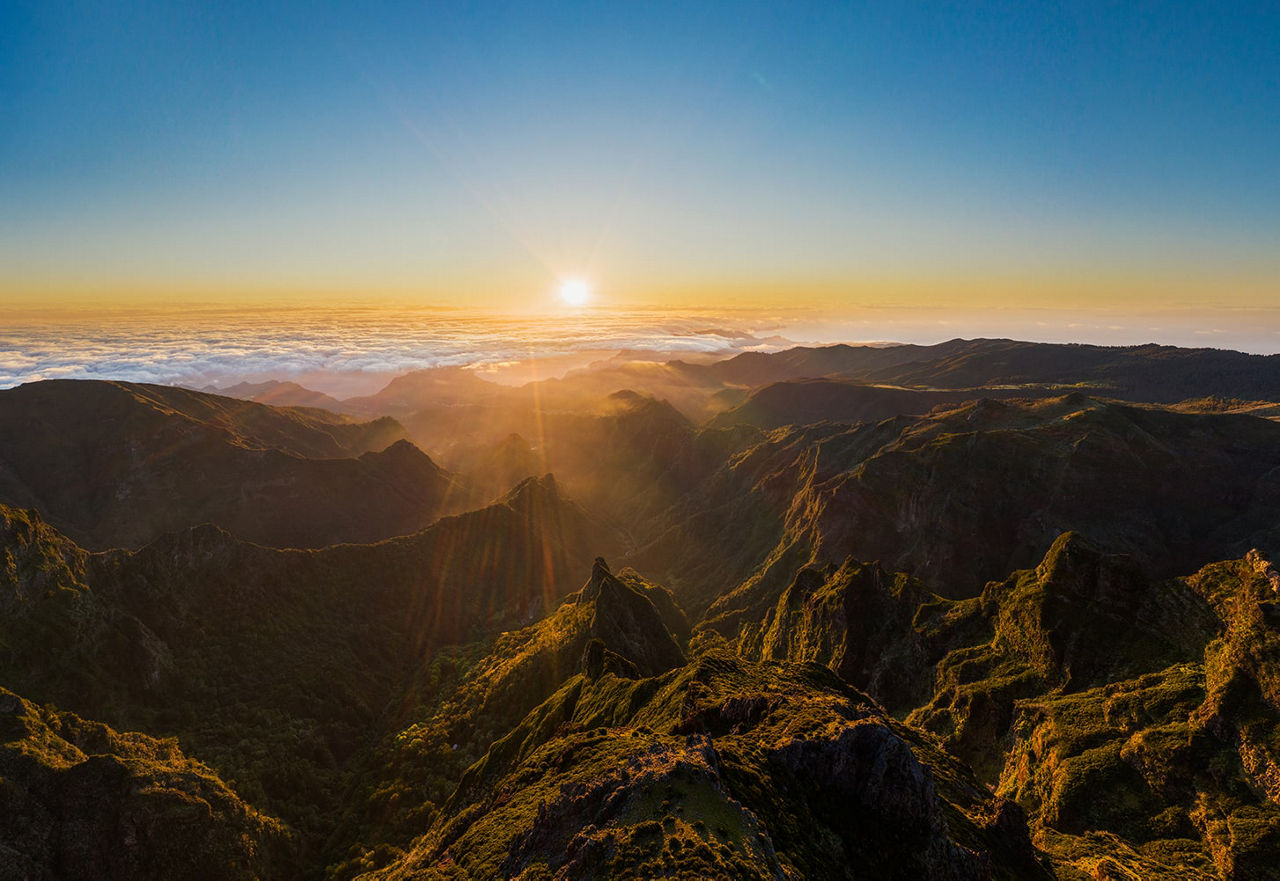 Lever de soleil sur le Pico do Arieiro