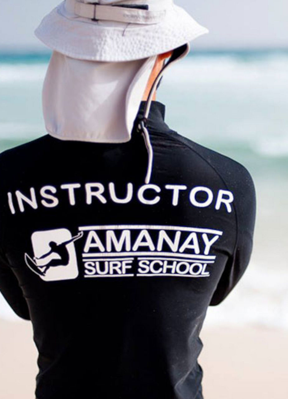 Amanay Surf instructors