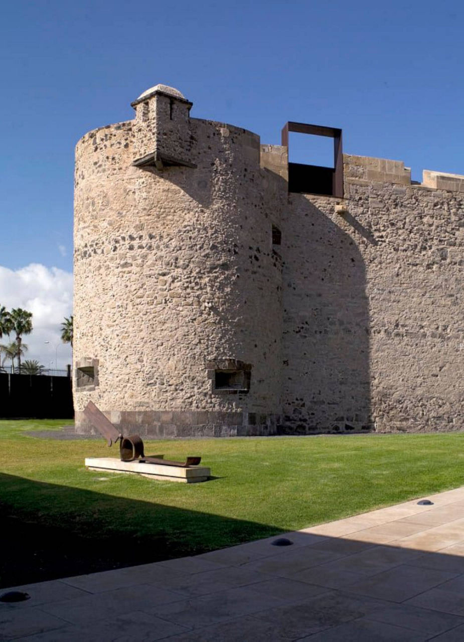  Castillo de la Luz