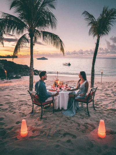 Candlelight Dinner at beach
