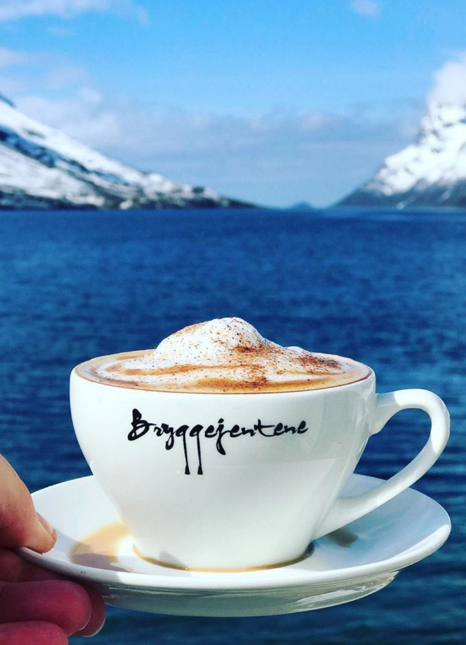 Aufwärmen in einheimischen Lokalen in Tromsø | Edelweiss