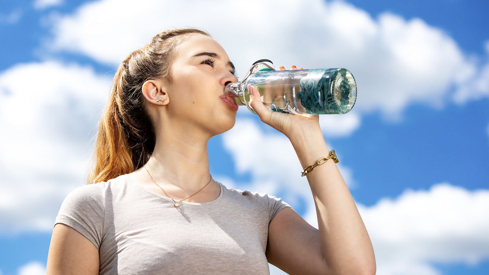 Helios, Wasser trinken bei Hitze