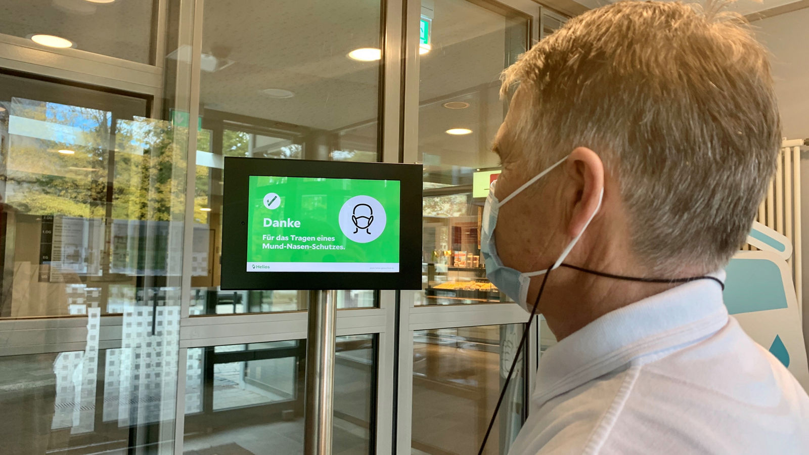 Helios Bördeklinik weitet Schutzmaßnahmen für Patienten und Mitarbeiter aus