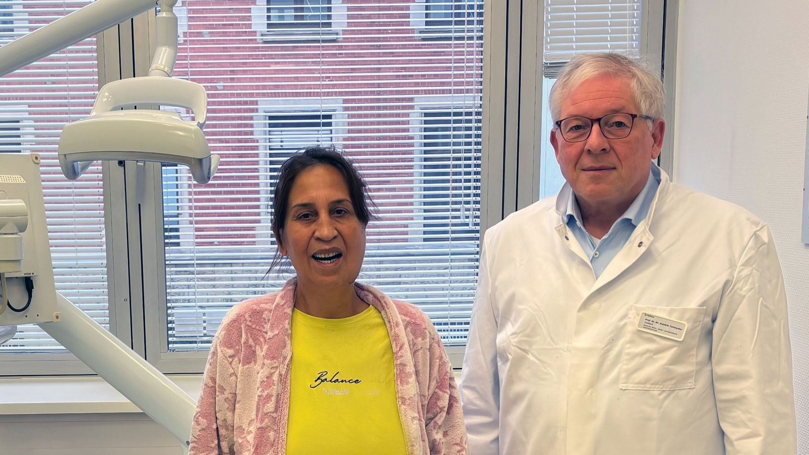 hel-ks-erste-kiefergelenkimplantation-MKG