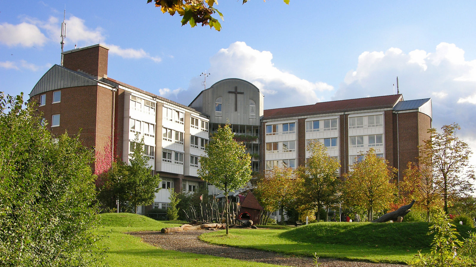 Dr. Frank Mehlmann wechselt komplett nach Hünfeld: Verstärkung für Helios Klinik und MVZ 