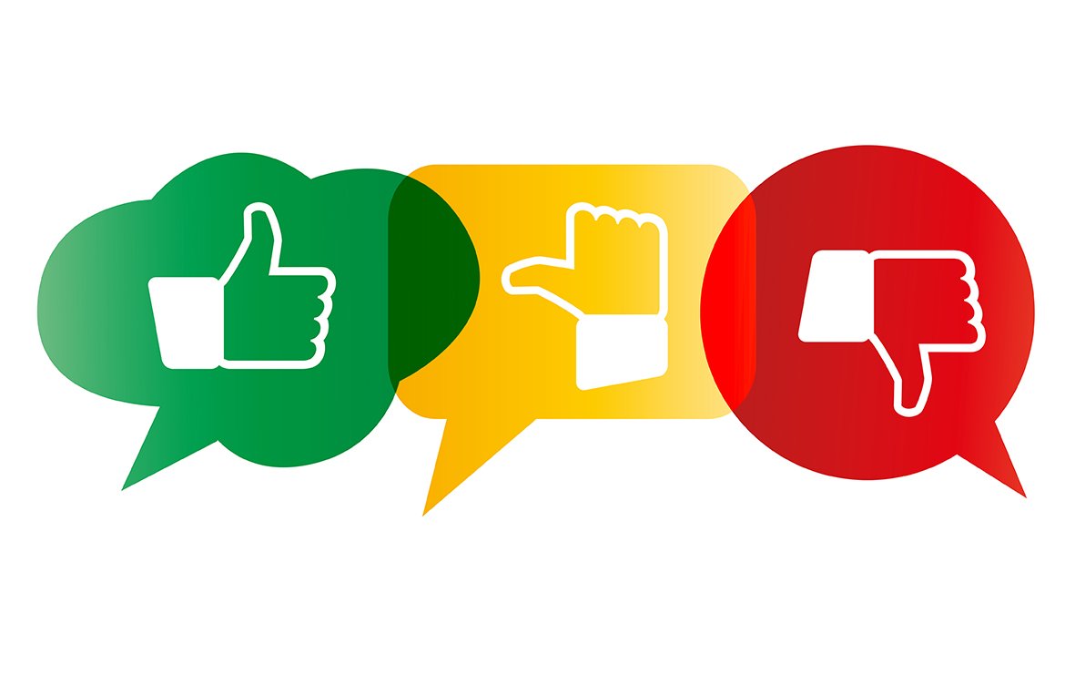 Drei Daumen in verschiedenen Positionen und Sprechblasen