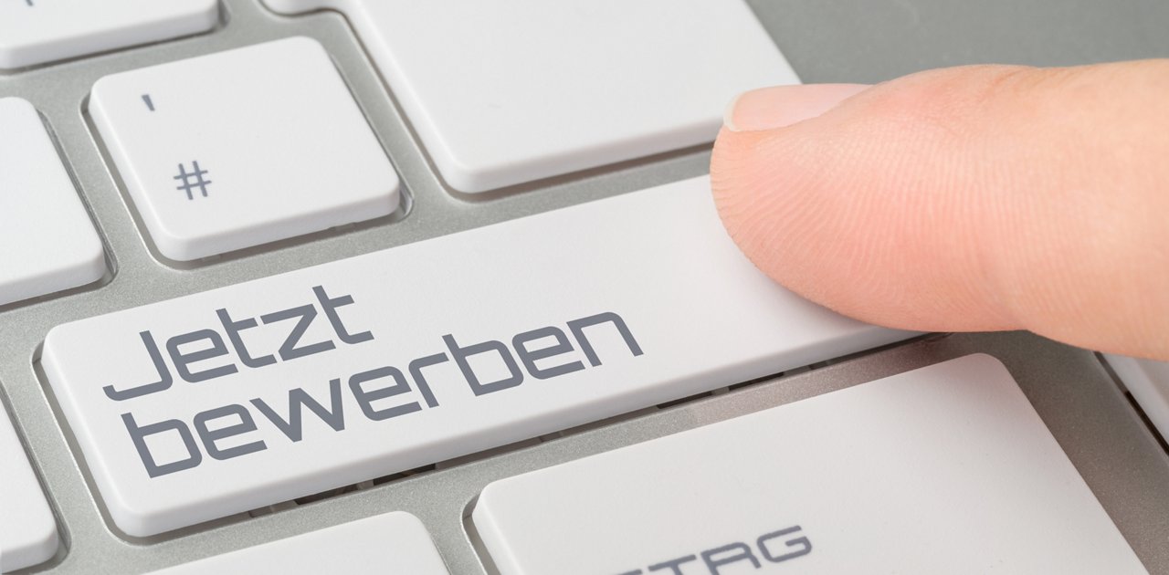 Tastatur mit beschrifteter Taste - Jetzt bewerben