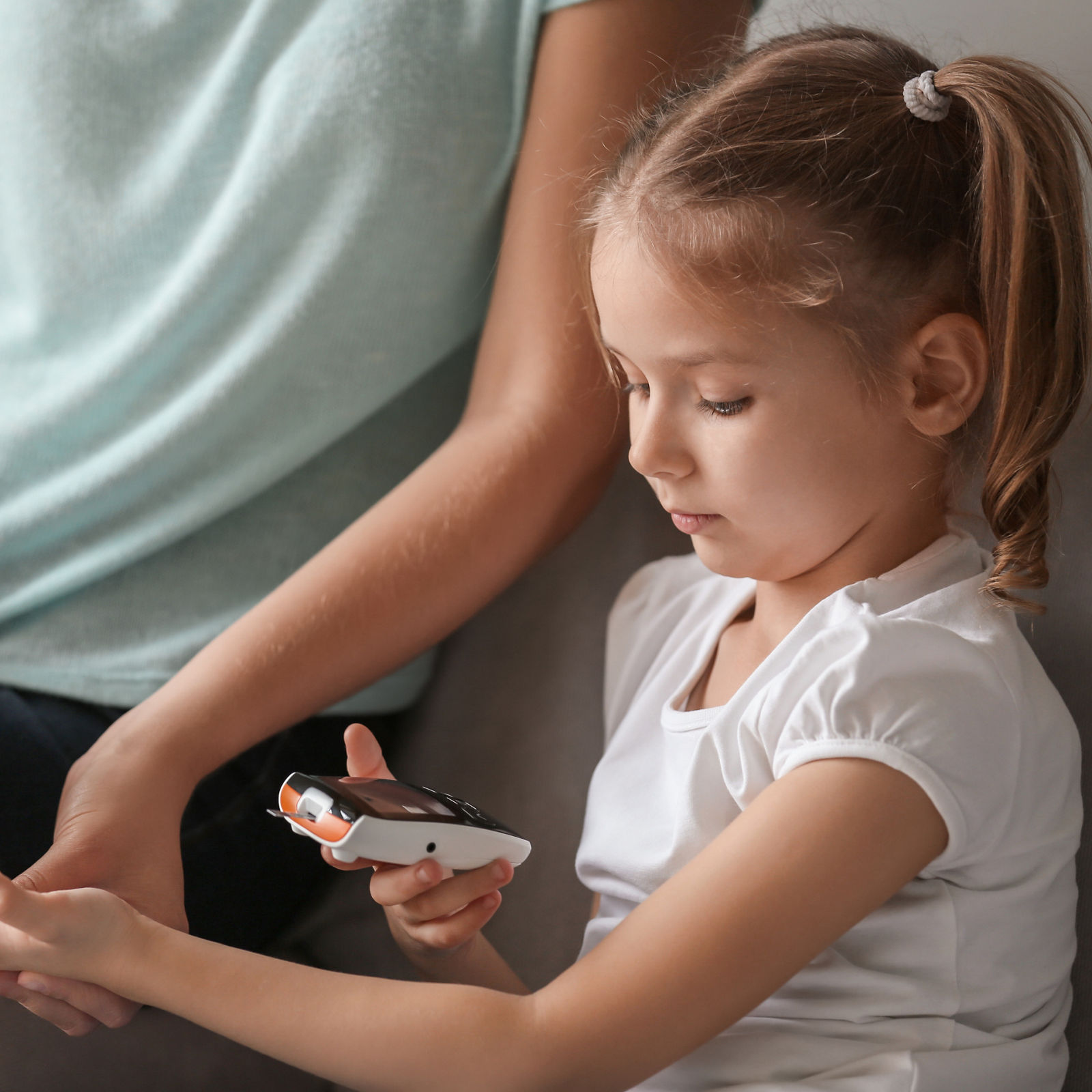 Helios Kinder- und Jugendklinik erhält begehrtes Zweifach-Diabetes-Zertifikat