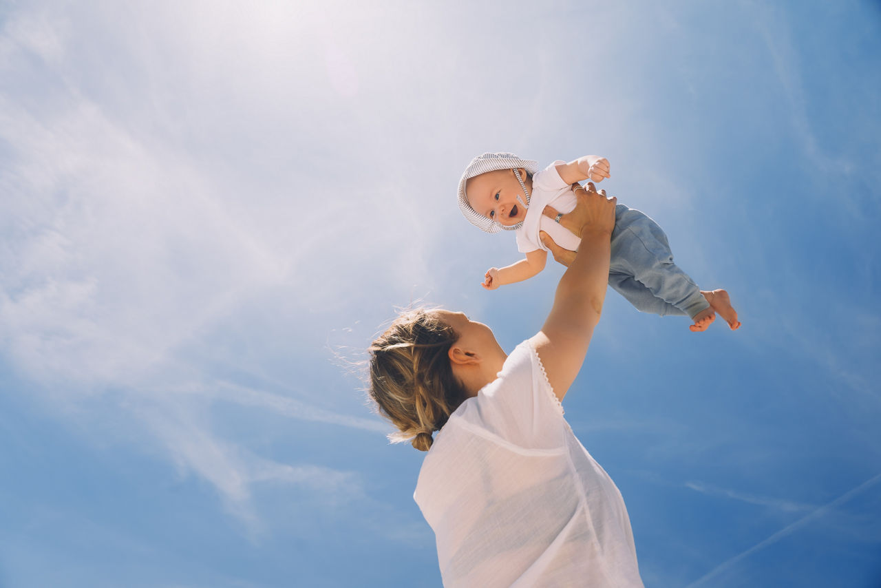 Cool bleiben im Sommer: Fünf Tipps für den Sommer mit Baby