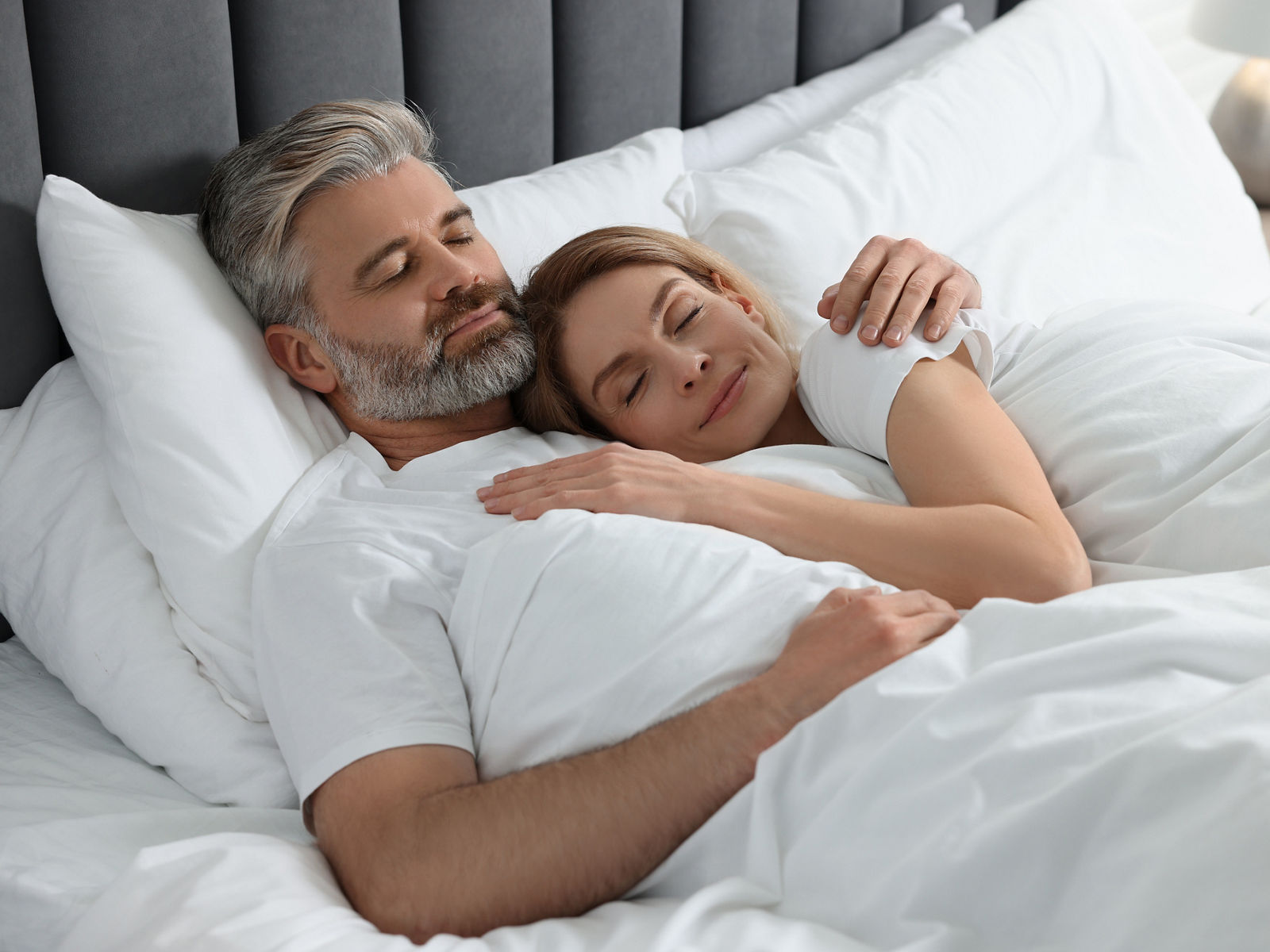 Was Sie beim Sex nach der Hüft-OP beachten sollten