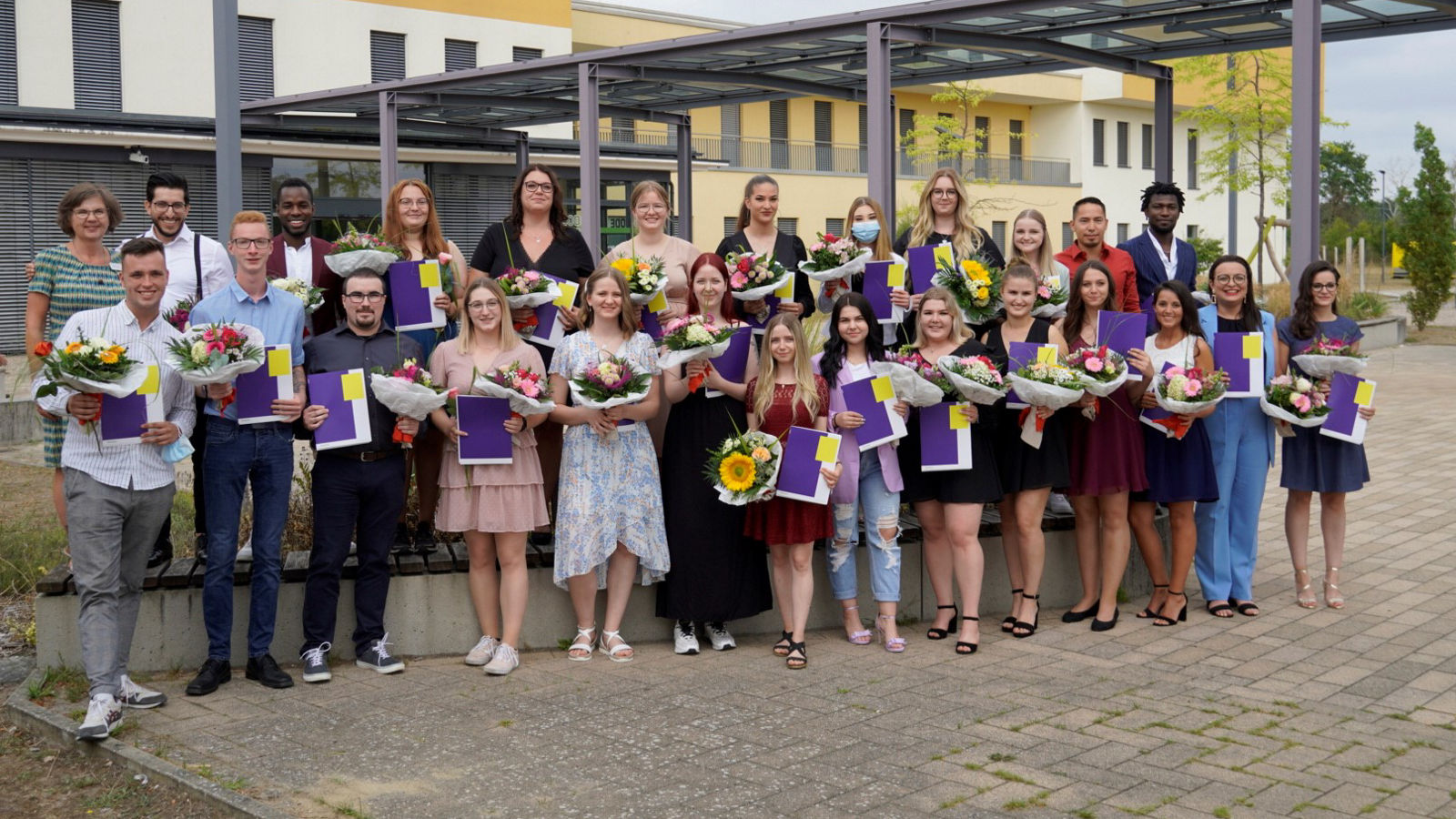 25 Nachwuchskräfte beenden ihre Ausbildung