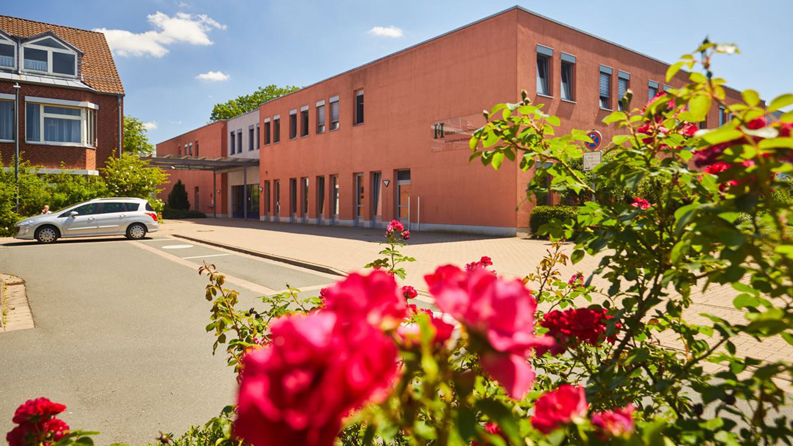  Hannover, DEU, 13.06.2017 Sommerfest der Wirtschaftsförderung der >Region Hannover [ (c) Christian Wyrwa, Diplom-Foto-Designer (FH),  Burgwedeler Str. 91D , 30916 Isernhagen (bei Hannover), Germany, E-Mail: info@wyrwa-foto.de,  Tel: +49-511-3945254, Fax:+49-511-1233545, Mobil: +49-171-8340094,#]