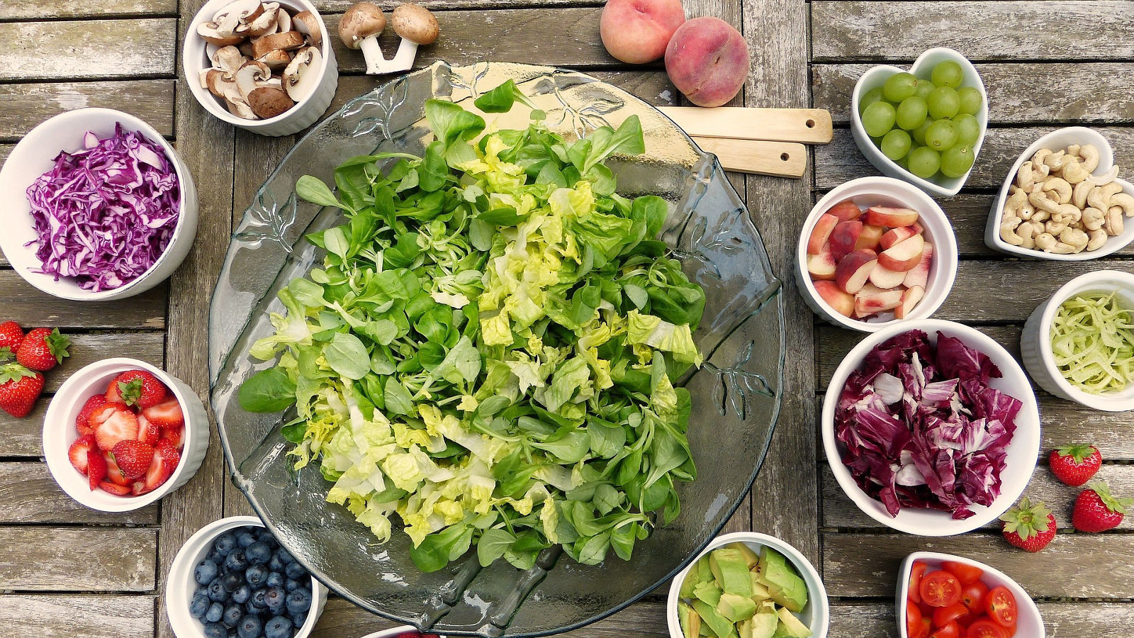 Gesund durch den Sommer: Essen Sie bunt