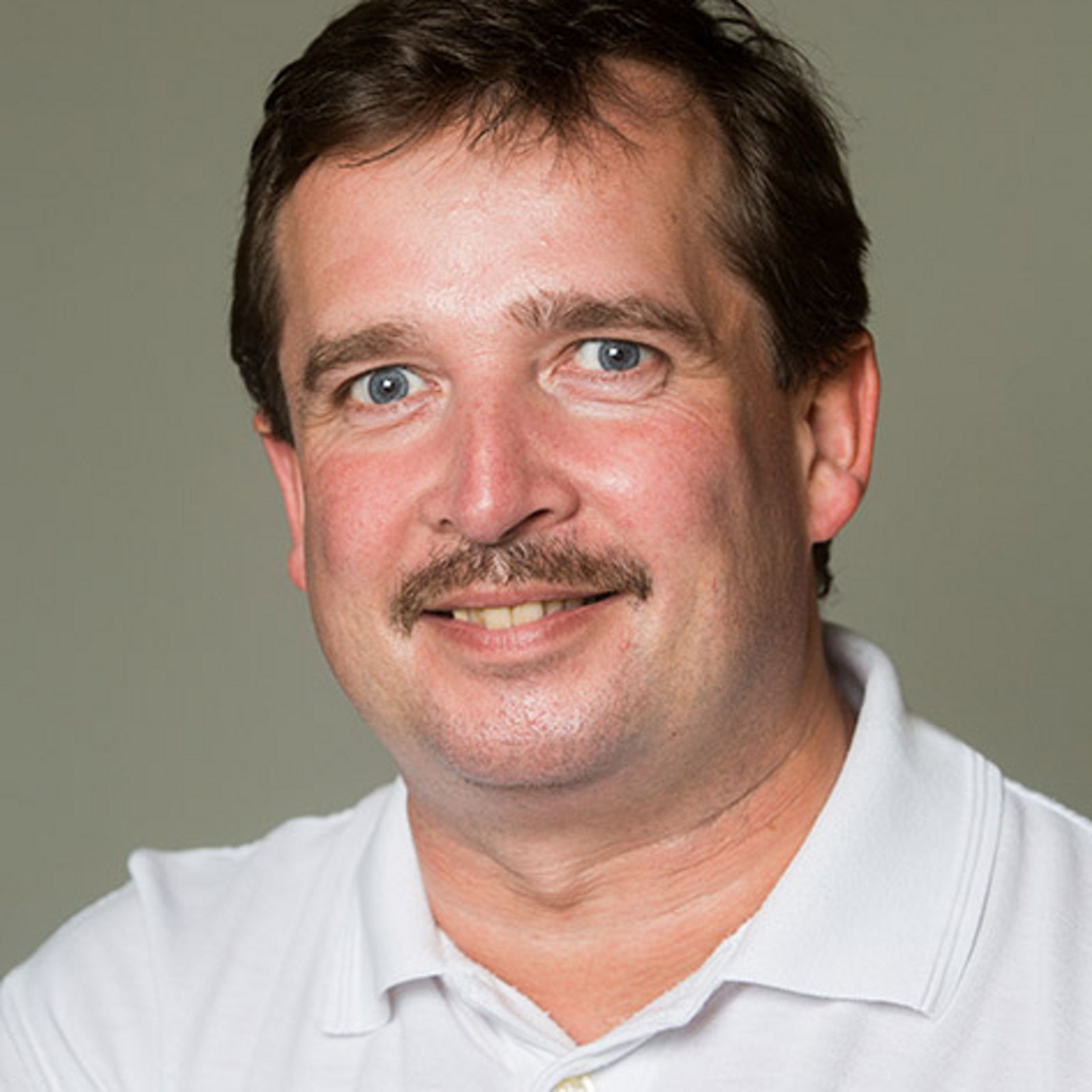 Mike Büttner