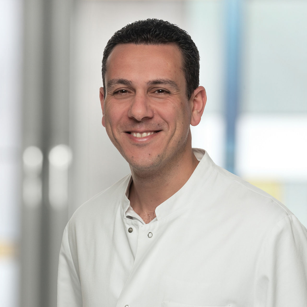 Schulterarthrose verstehen und behandeln: Helios Klinik Cuxhaven lädt zum Patientenvortrag ein