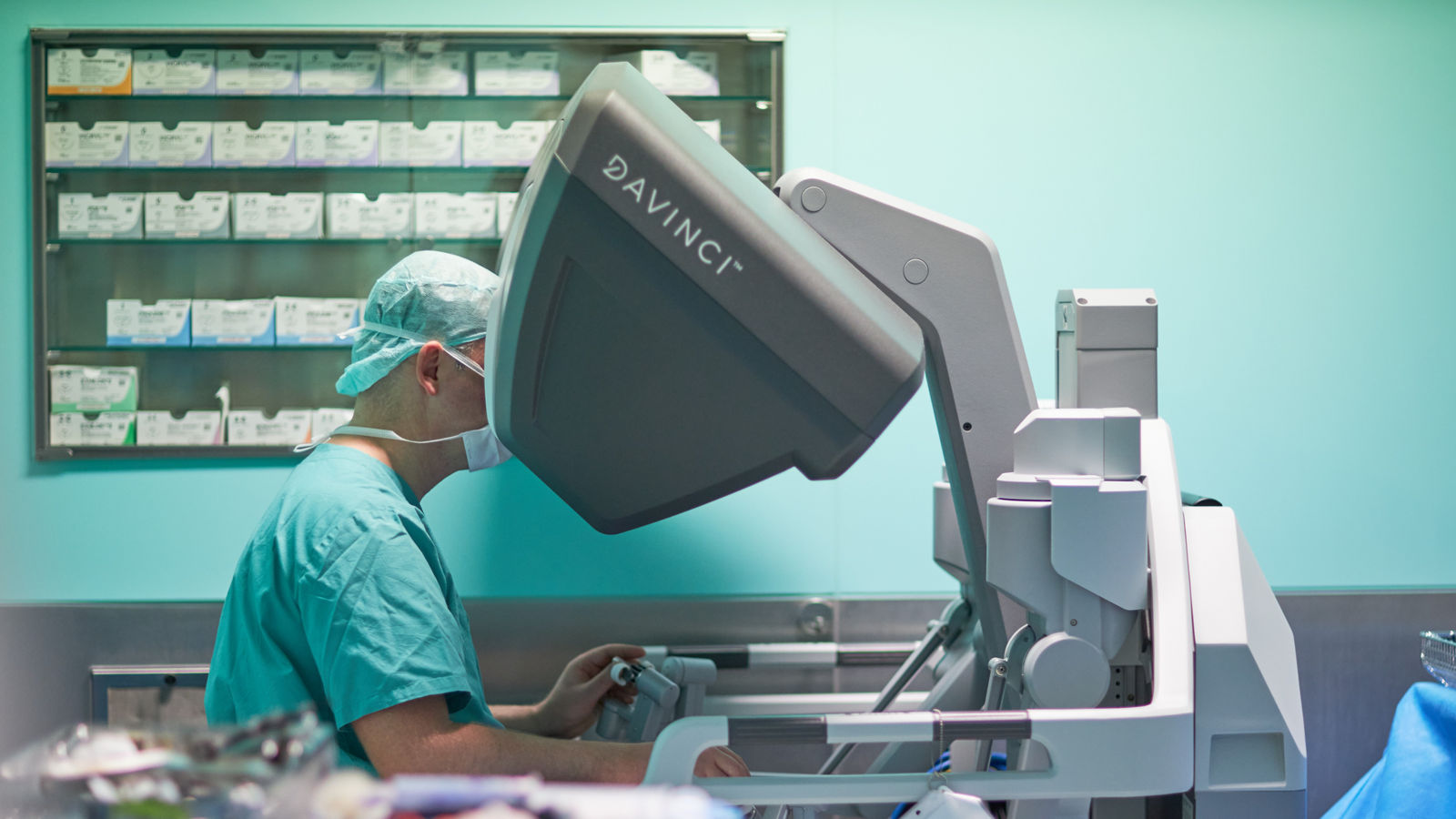 Erste gynäkologische Klinik in Mecklenburg-Vorpommern operiert mit DaVinci-Roboter