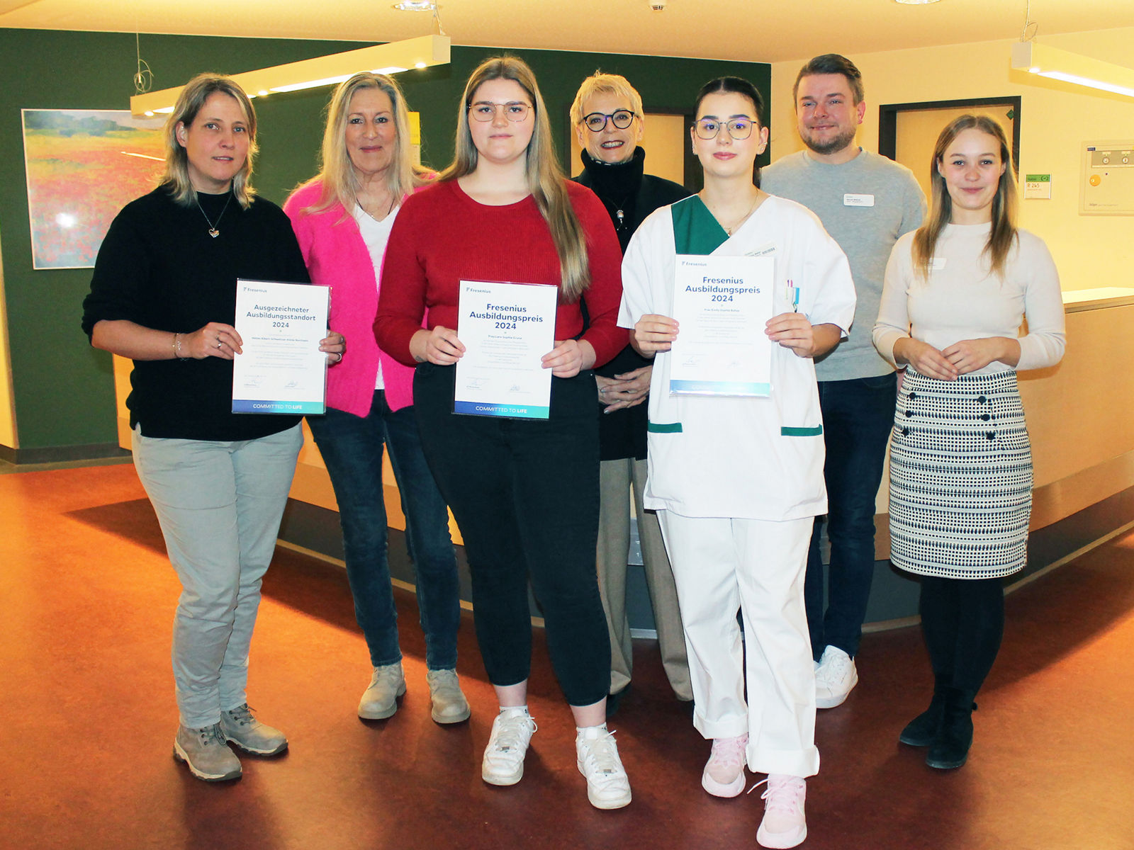 Zwei Azubis erhalten Fresenius Ausbildungspreis - Ausbildung an der Helios Klinik Northeim