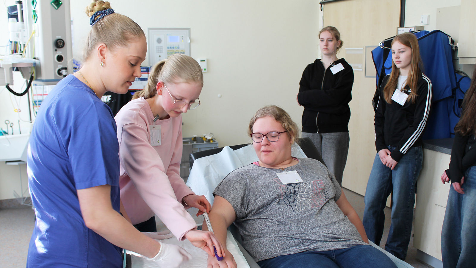 "Sie retten täglich Leben" - Zukunftstag 2025