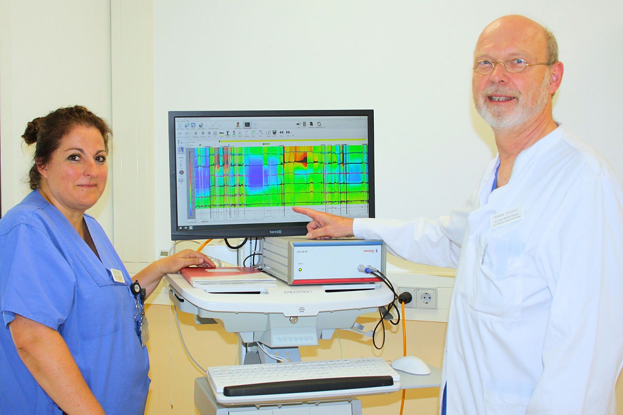 „Wer regelmäßig mit vollem Magen ins Bett geht, hat häufig ein Refluxthema“