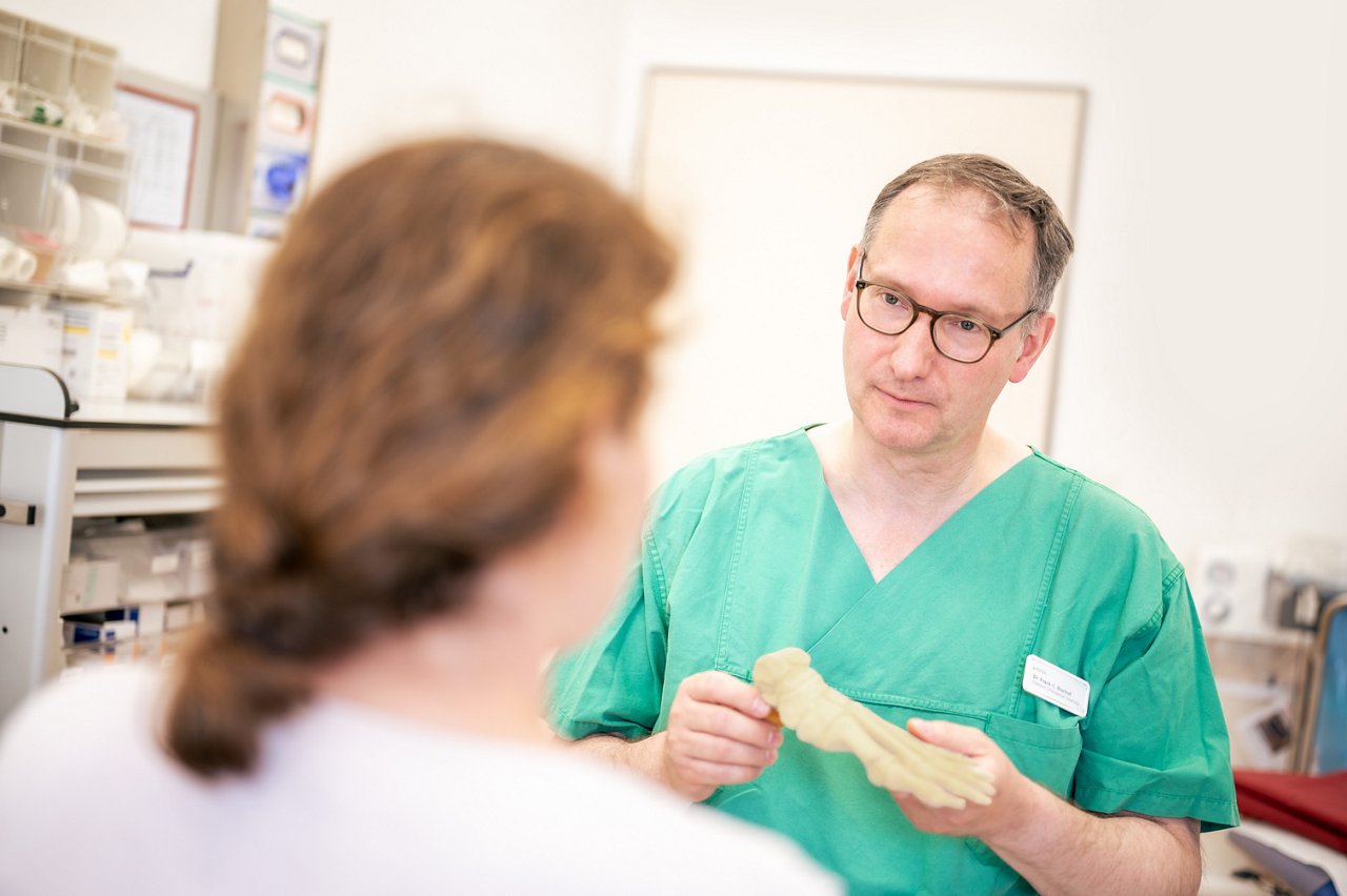 Beratungsgespräch in der Orthopaedie und Unfallchirurgie