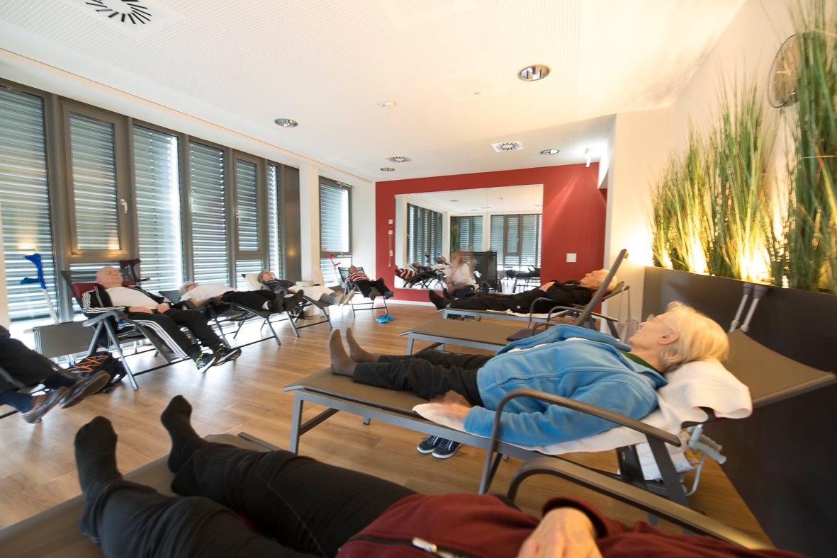 Entspannunguhe im Ruheraum des ENDO Rehazentrum, Rehabilitation nach Endoprothesen OP