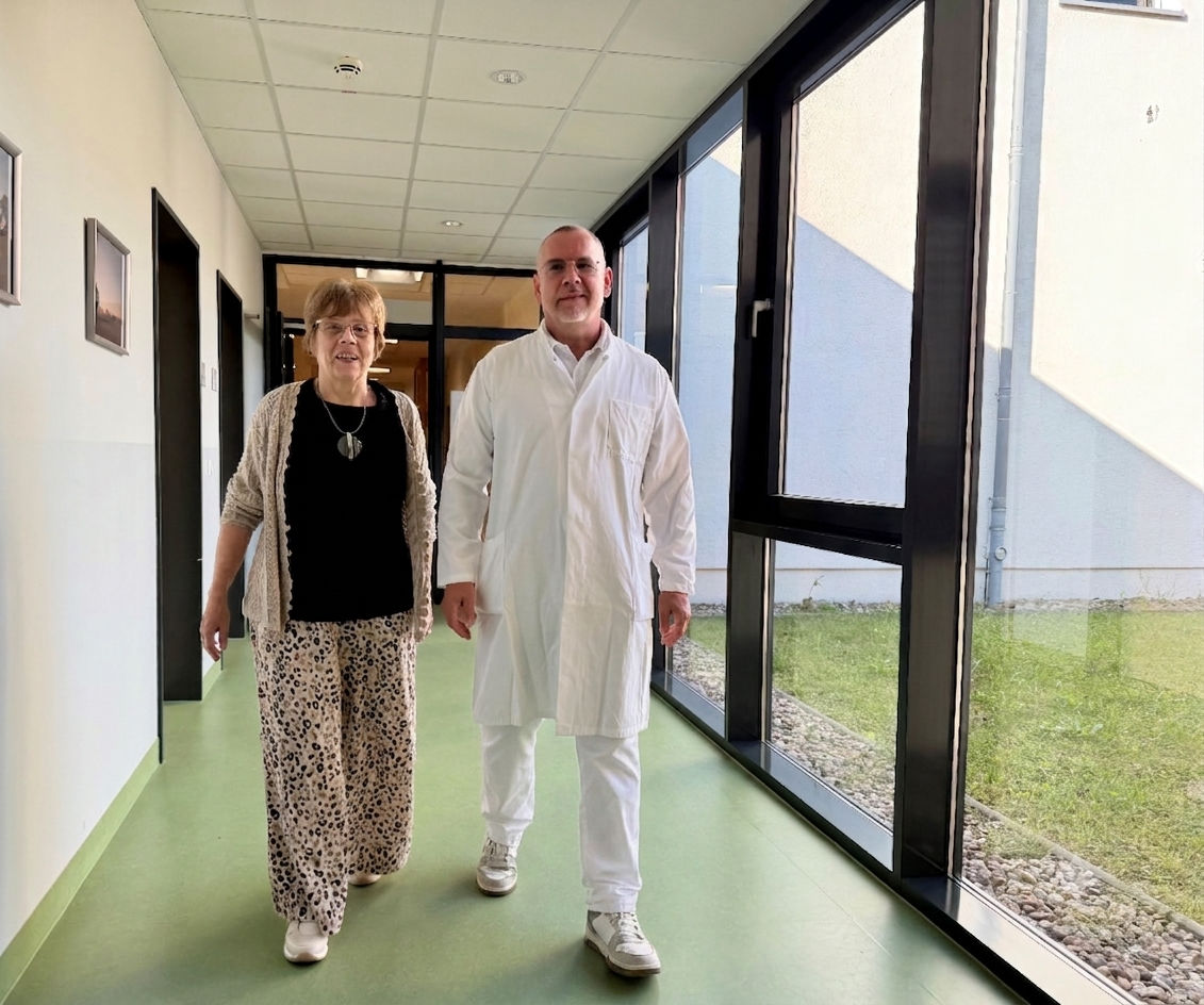Endlich wieder schmerzfrei: Wie eine Arthrose-Patientin in der Helios Fachklinik Vogelsang-Gommern ihre Beweglichkeit und ihr aktives Leben zurückgewann