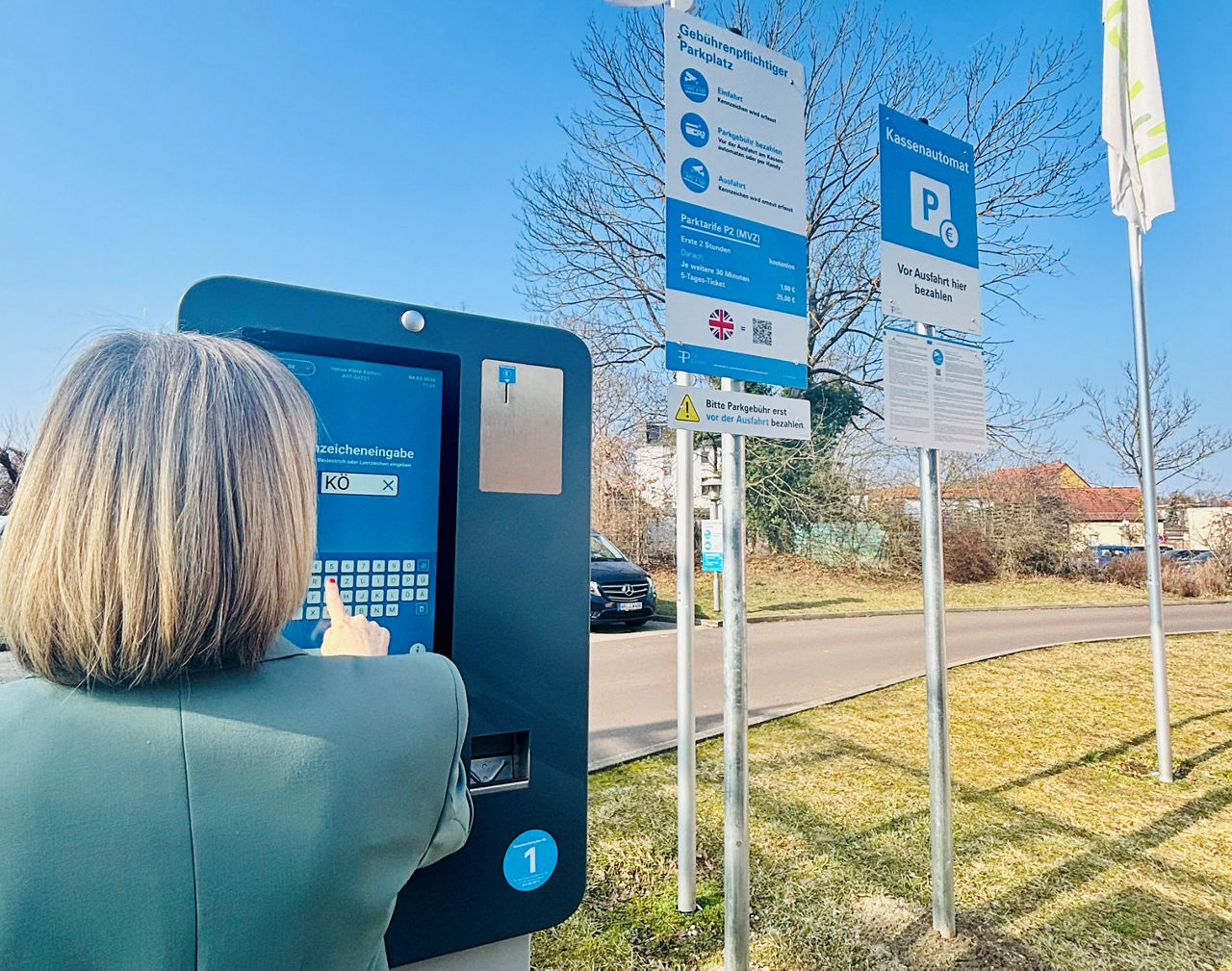 Digitales Parken auf den Parkflächen der Helios Köthen eingeführt