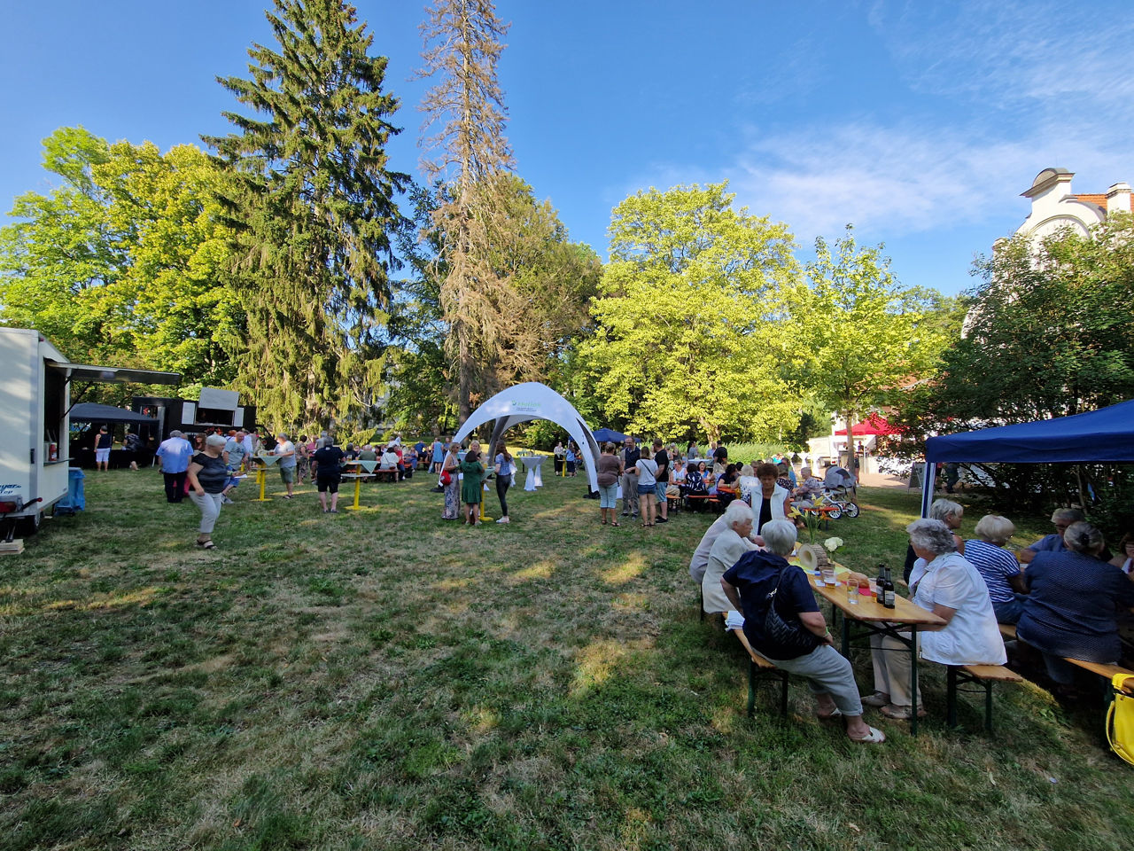Einladung zum Seniorensommerfest der Helios Fachkliniken Hildburghausen