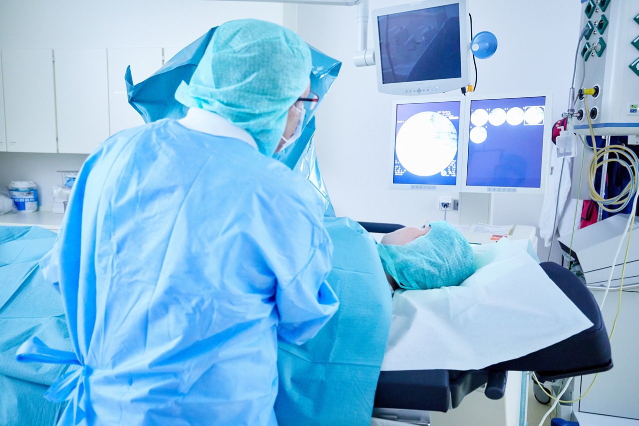  Hannover, DEU, 13.06.2017 Sommerfest der Wirtschaftsförderung der >Region Hannover [ (c) Christian Wyrwa, Diplom-Foto-Designer (FH),  Burgwedeler Str. 91D , 30916 Isernhagen (bei Hannover), Germany, E-Mail: info@wyrwa-foto.de,  Tel: +49-511-3945254, Fax:+49-511-1233545, Mobil: +49-171-8340094,#]