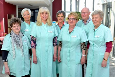 Grüne Damen im Helios Klinikum Siegburg