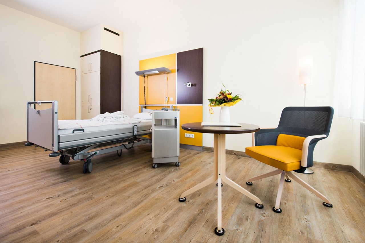  Patientenzimmer am Helios Klinikum Siegburg