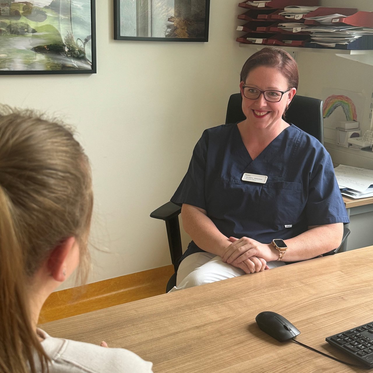 Anett Mittermeier im Gespräch mit Patientin