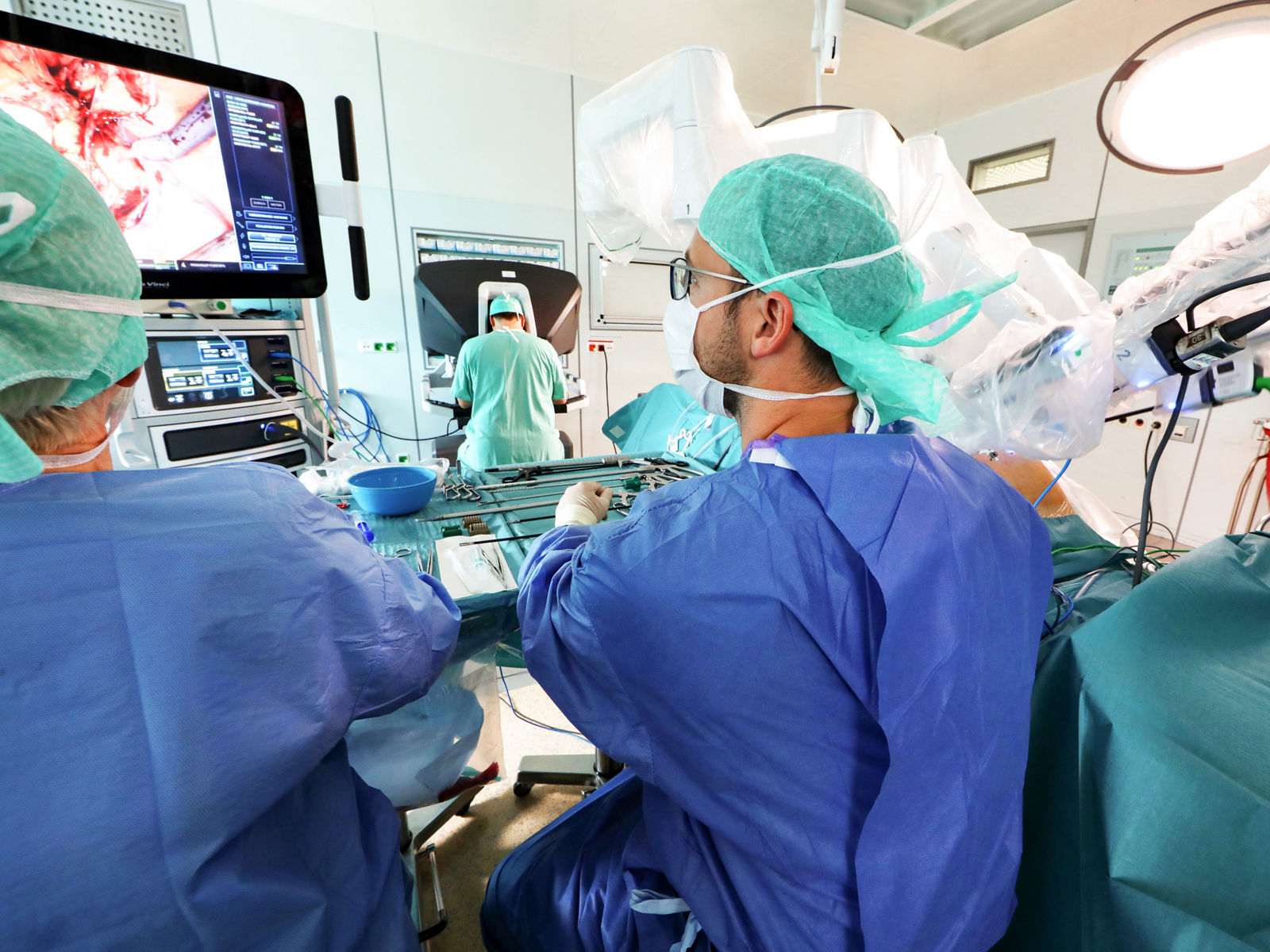 Da-Vinci-Roboter: Mit Hightech gegen Krebs