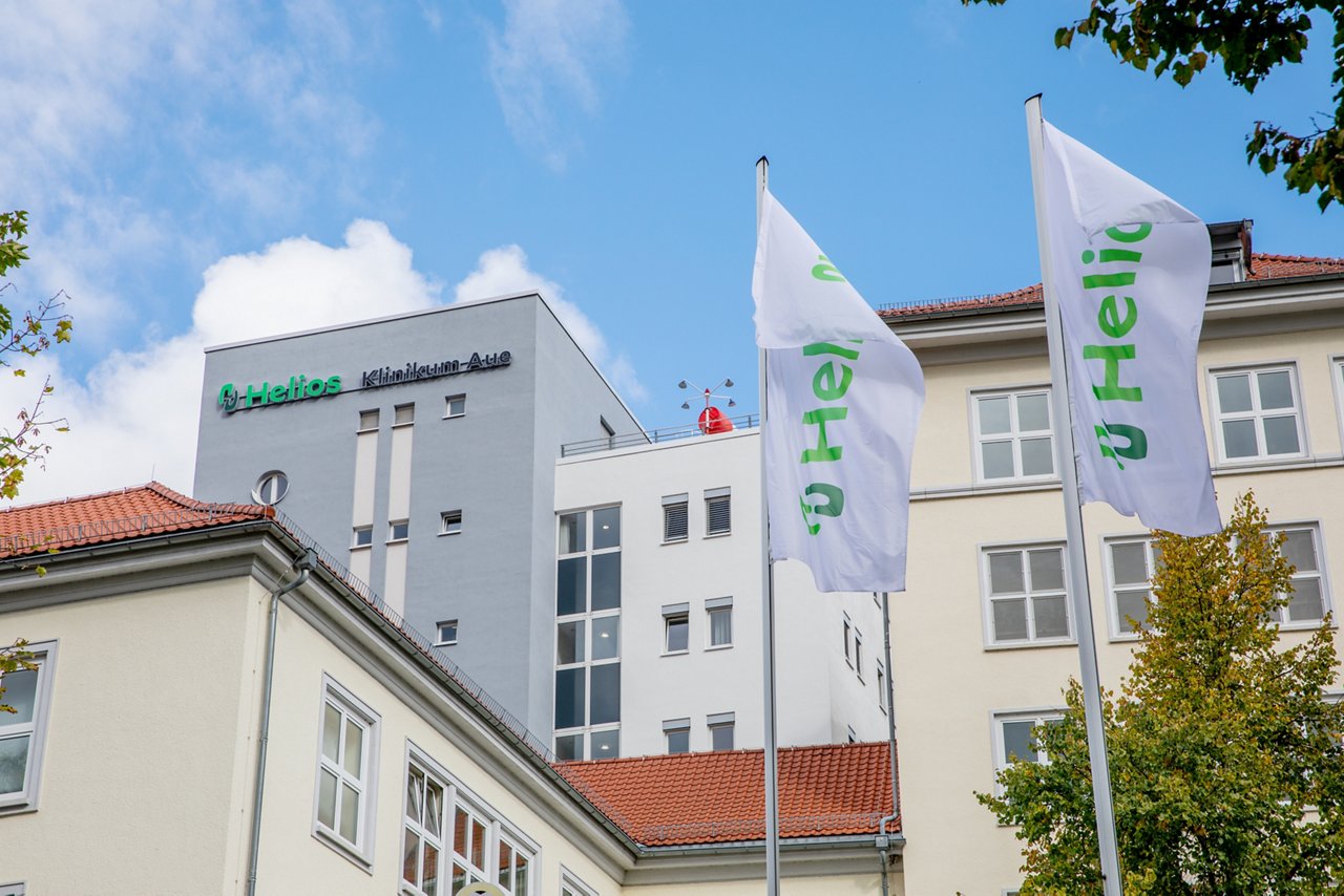 Außenansicht des Helios Klinikum Aue