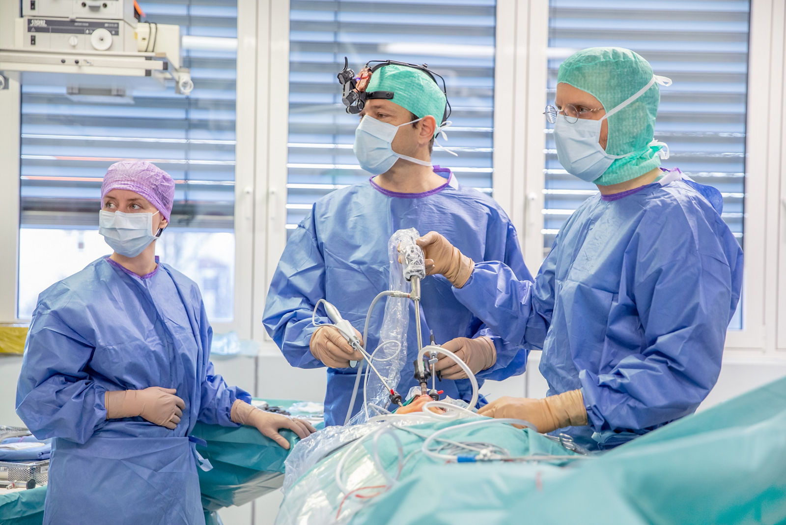 Transoraler Zugang zur Schilddrüse