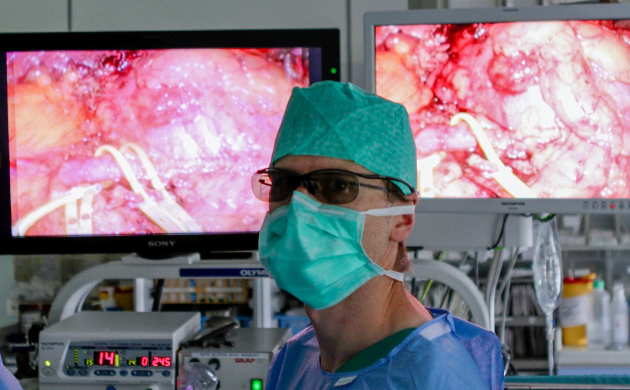 OP mit 3D Monitoren in der Urologie