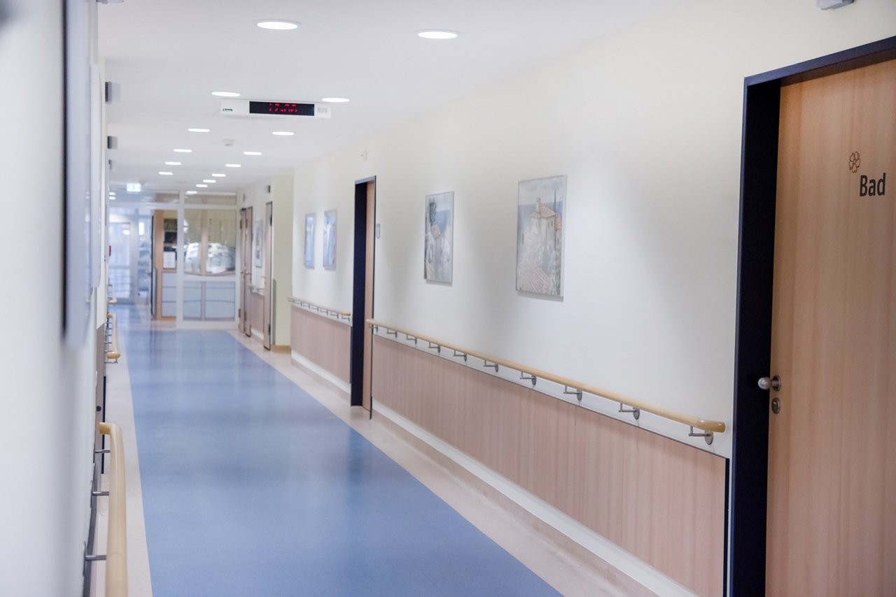Gang auf der  einer Station der Klink für seelische Gesundheit