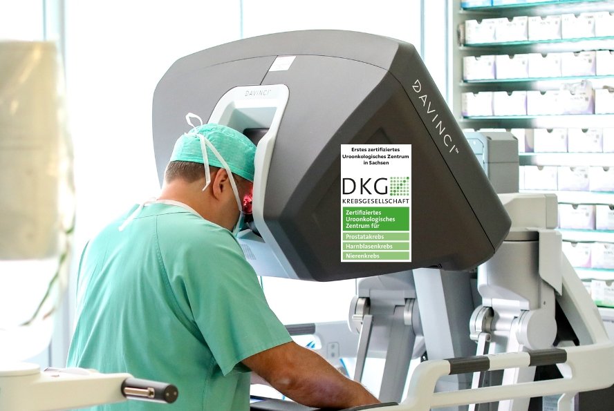 Chefarzt am DaVinci Operationsroboter