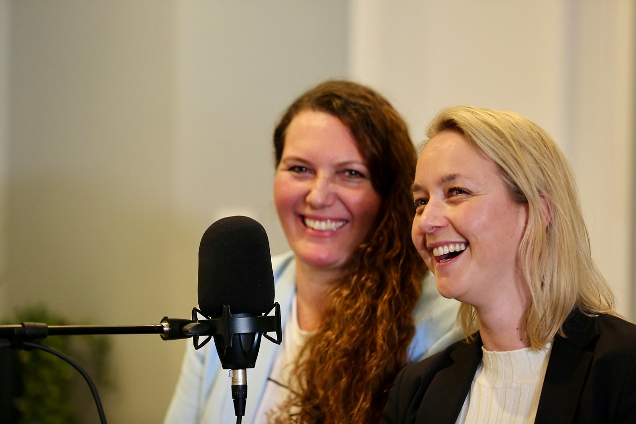 Podcast Bittefreimachen - Wahlleistungsmanagerin und Ärztliche Direktorin der Privatklinik am Mikfrofon