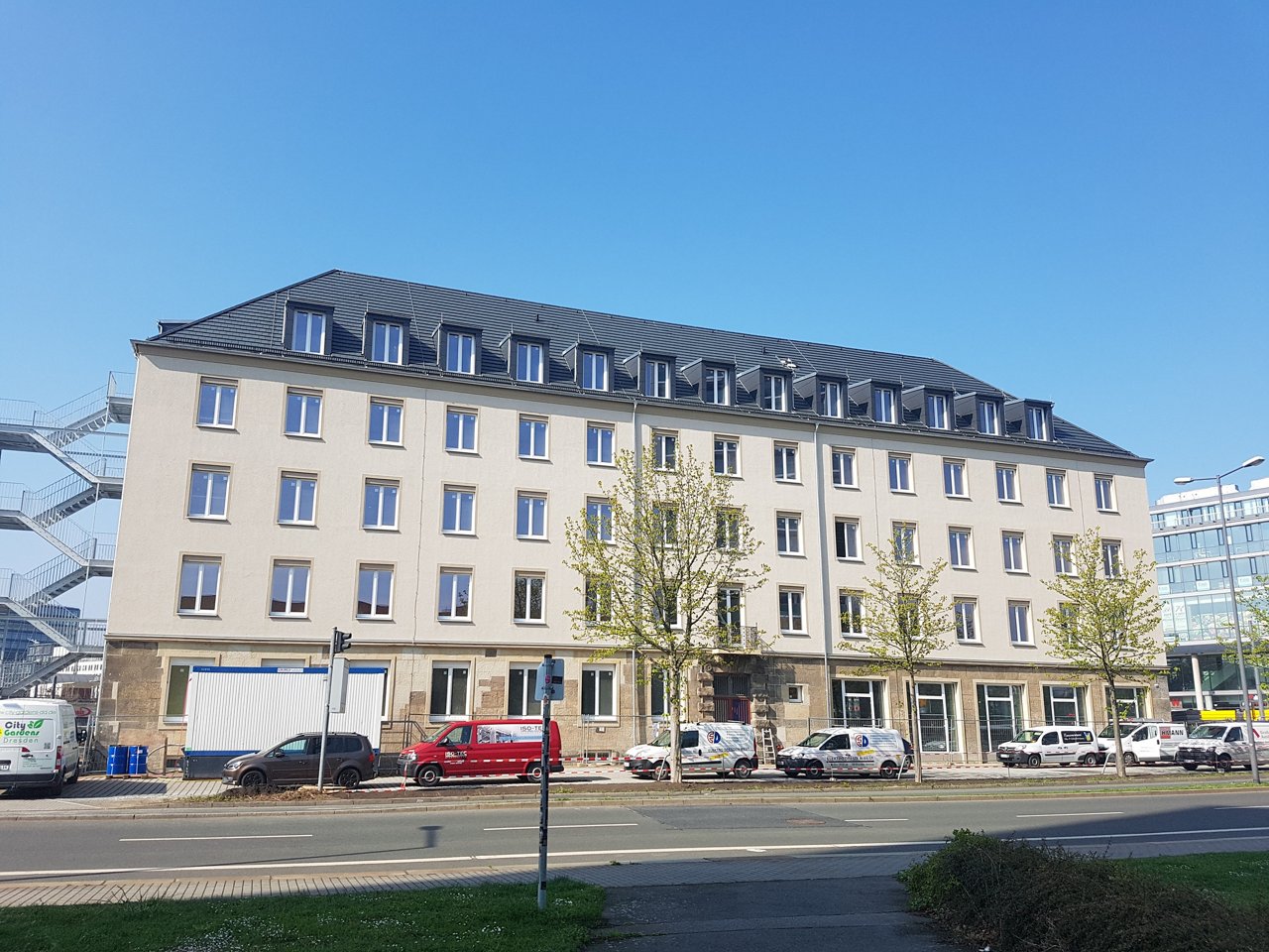 Außen Baufortschritt Helios Bildungszentrum Dresden