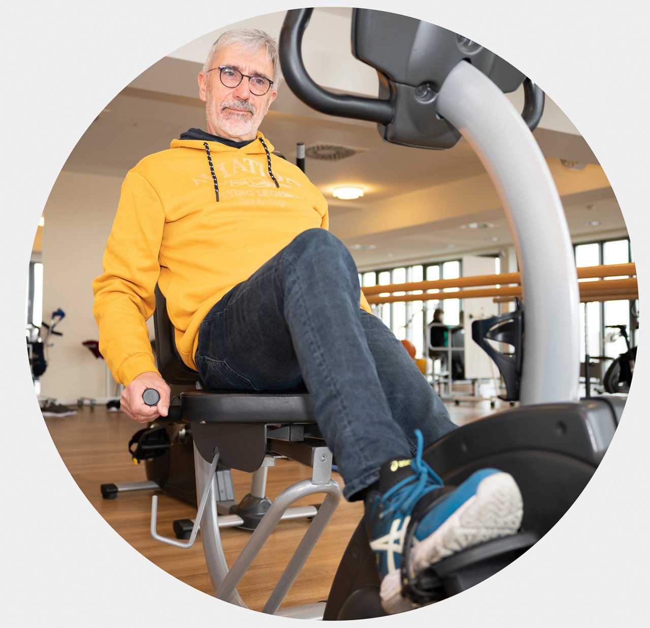 Fußpatient Roland Stephan bei der Reha