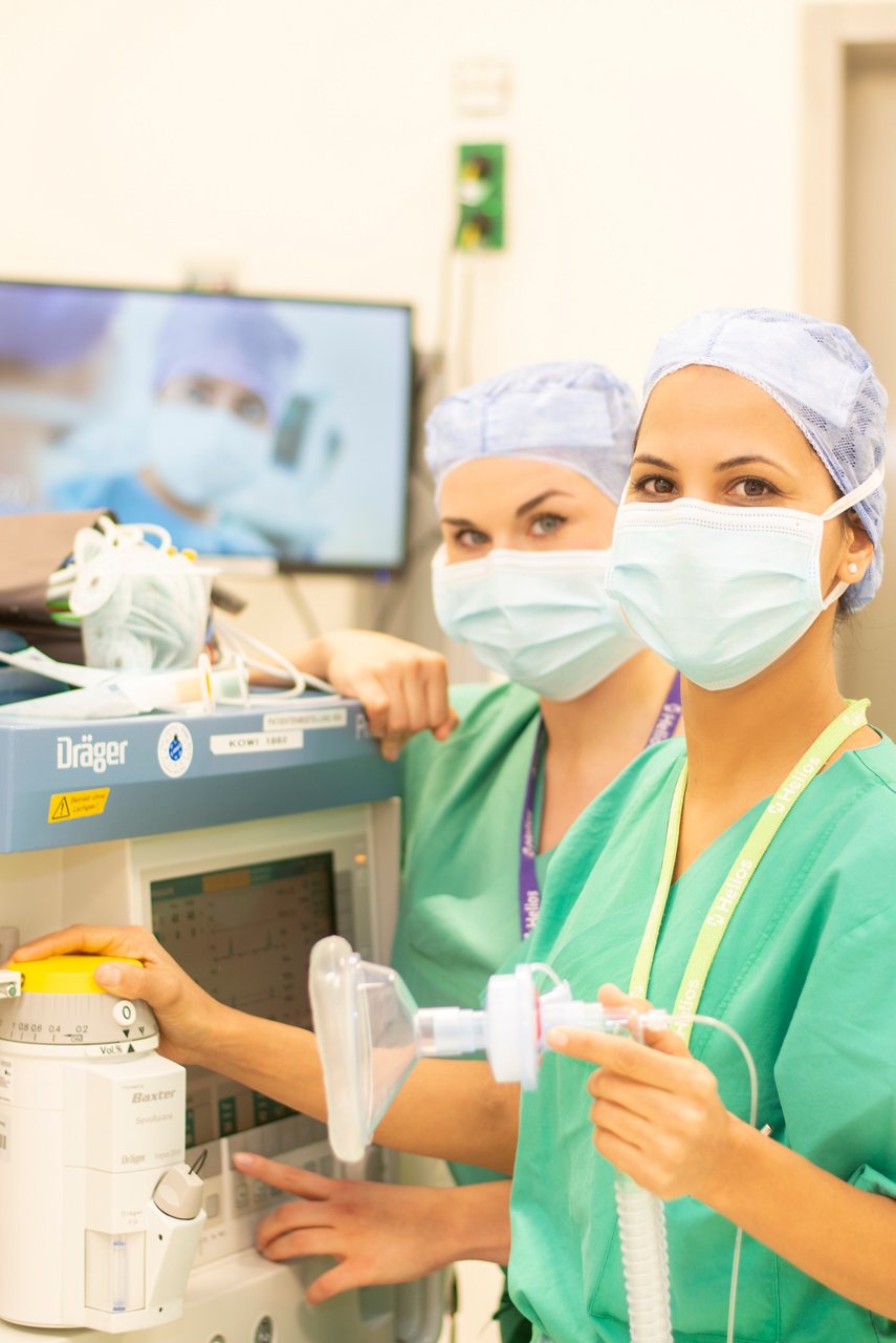 endo-klinik-hamburg-anaesthesie-team-zwei-fachkraefte
