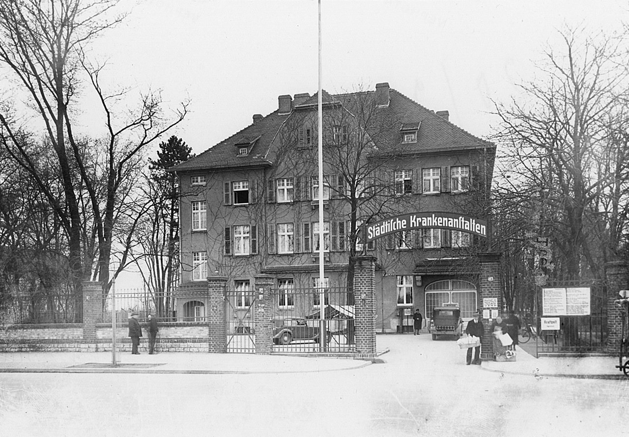 1880 Verwaltungsgebäude
