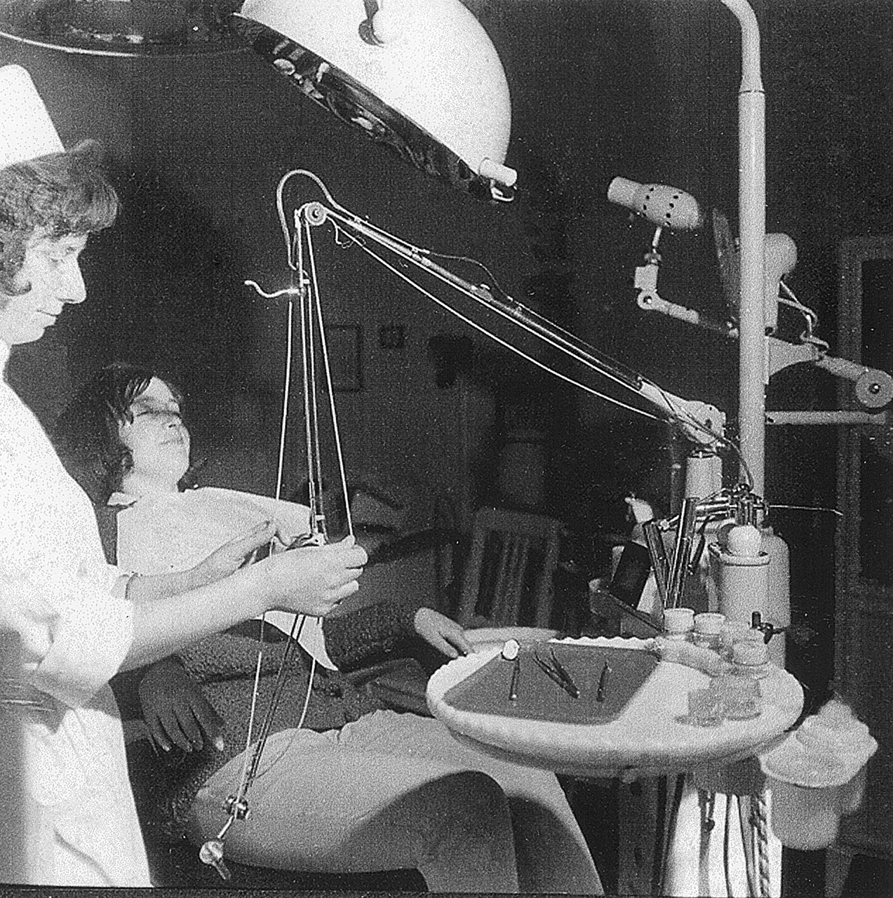1962 Zahn & Kieferklinik