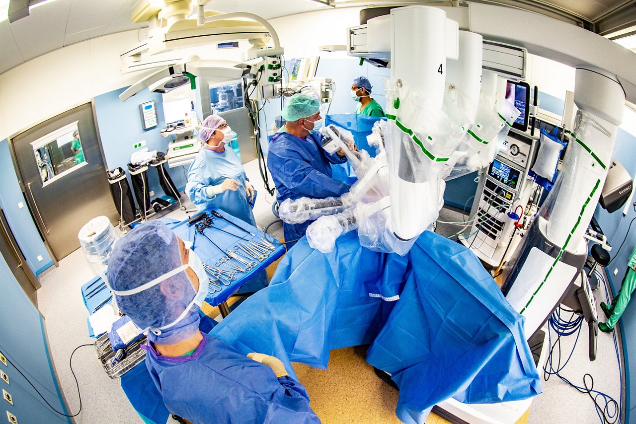 Erfurt , 280720 , Helios Klinikum Erfurt , DaVinci OP Saal 
Foto: Bild13/Helios Kliniken
