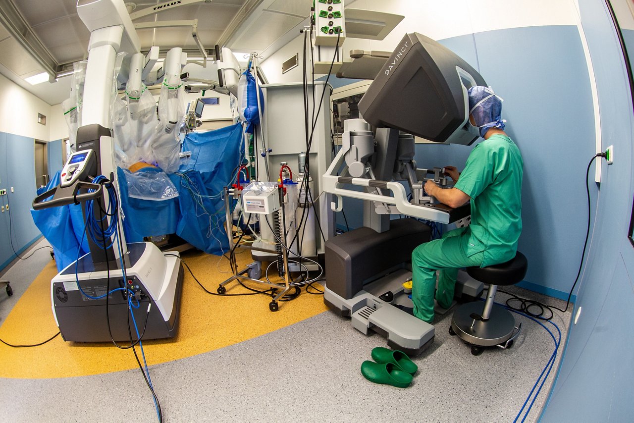 Erfurt , 280720 , Helios Klinikum Erfurt , DaVinci OP Saal 
Foto: Bild13/Helios Kliniken